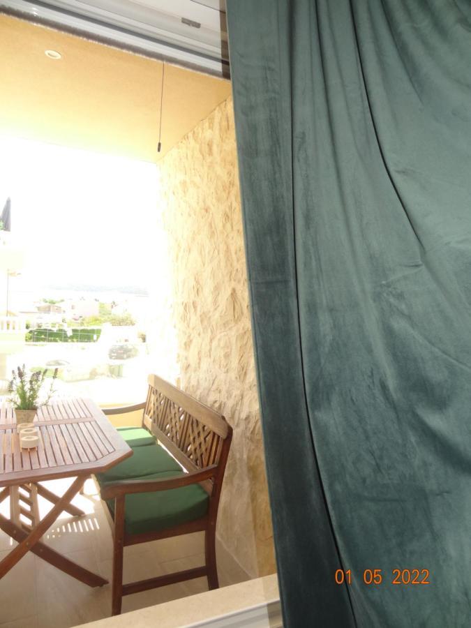 Fantazija Vodice Exterior foto